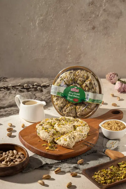 Antep Fıstıklı Çörek Helvası 350  gr