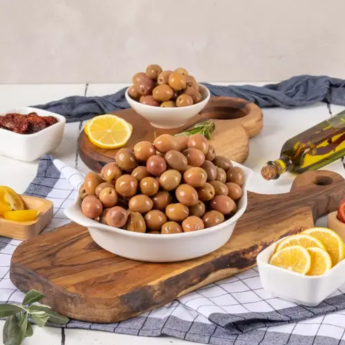 Edremit Çizik Jumbo Yeşil Zeytin (201-230 Kalibre) 2 Kg