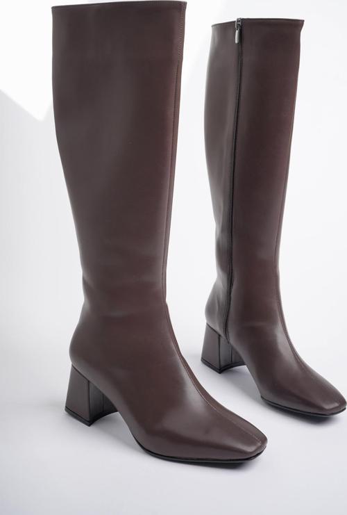 KAROLİNE Garantili Küt Burun Yandan Fermuarlı Topuklu Kadın Çizme