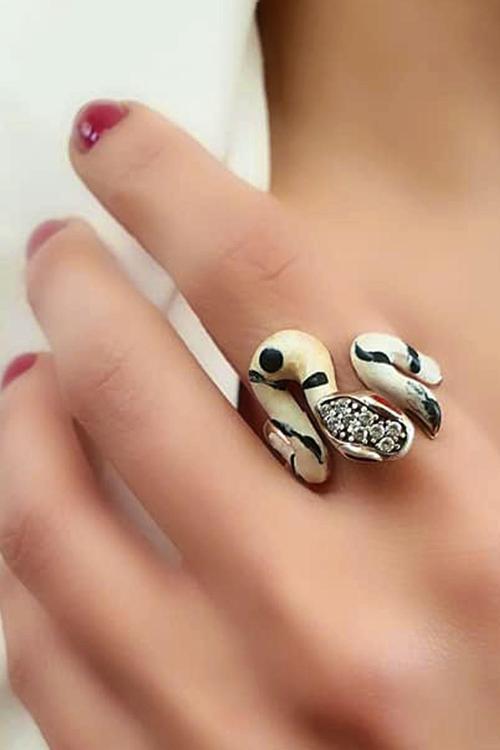 Mine işçiliği yılan figürlü tasarım ayarlanabilir gümüş yüzük