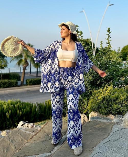 Mavi Renk Moda Desenli Ikili Kimono Takım ( Rahat Kalıp )