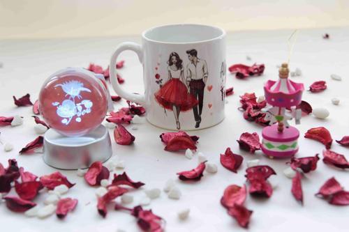 Love Cam Küre Atlıkarınca ve Forever Kupa Sevgiliye Hediye
