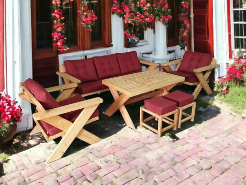 Berlin Masif Ahşap Bahçe Balkon Koltuk Kestane Ağacı 3+1+1 Koltuk, Masa Ve Puf Takımı Bordo A.T