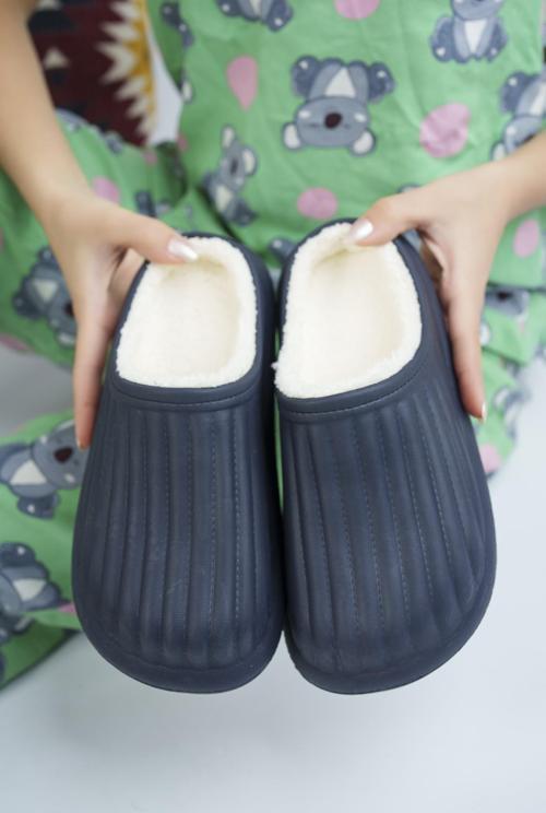 FLORA Kapalı İçi Yünlü Unisex Ev Terliği Kışlık Terlik Su Geçirmez