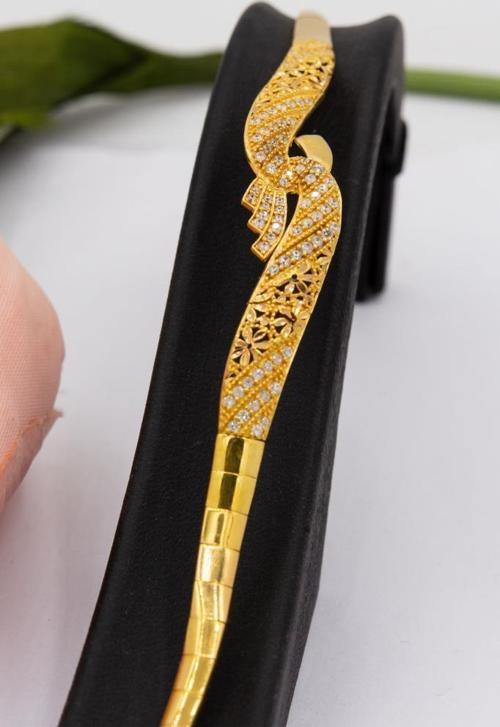22 Ayar Altın Bileklik Taşlı Füzyon Döküm Model Kadın Bileklik