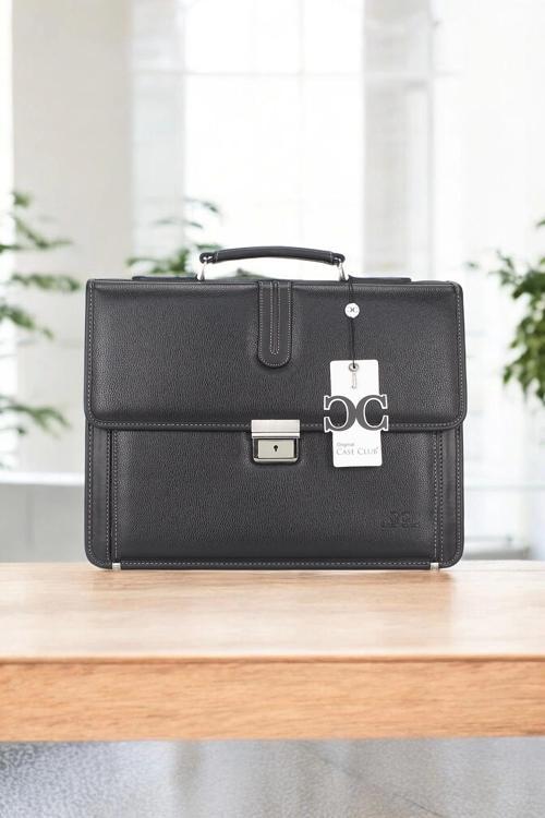 Siyah Klasik Evrak Model Erkek 15.6 inç Laptop Çantası