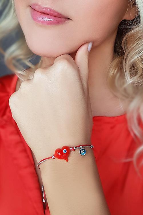 Kadın Kırmızı El Yapımı Murano Camı Nazarlı Kalp Bileklik