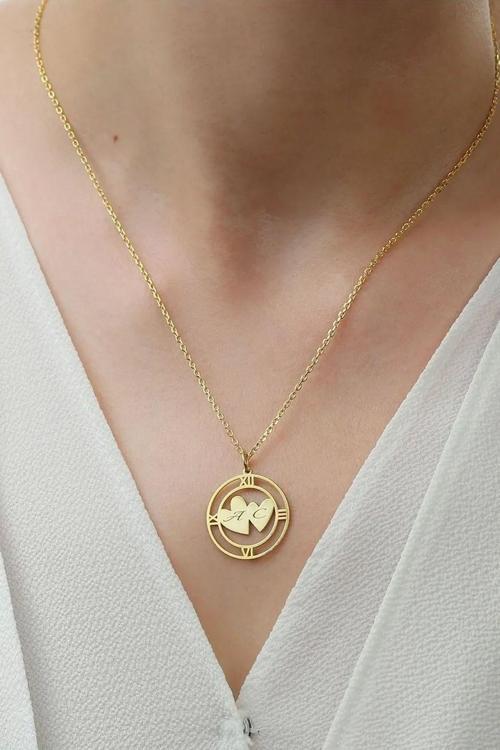 925 Ayar Gümüş Kişiye Özel Kalp Detaylı Harfli Saat Kolye