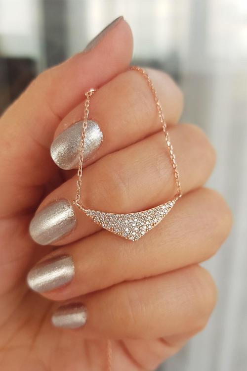 925 Ayar Gümüş Taşlı Üçgen Kolye