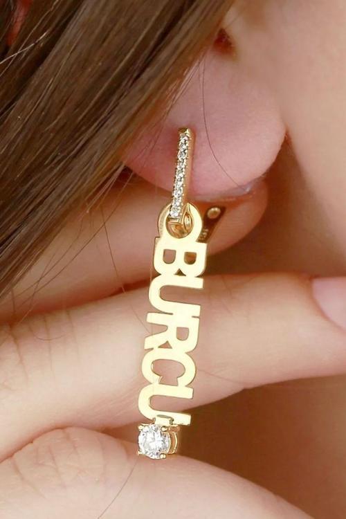 925 Ayar Gümüş Kişiye Özel Isimli Dikey Tek Taşlı Küpe