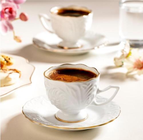 Nazenin  Beyaz Altın Yaldızlı Kahve Fincan Takımı