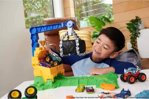 HTP18 HOT WHEELS MONSTER TRUCKS ARENADA RHINOMITE MUCADELESI