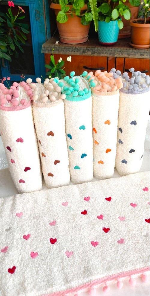 Annem Çeyizlik 50X90 Cm.  Bukle Dokulu Yeni Trend Kalp Ve Çiçek Nakışlı  El, Yüz  Havlusu (6.Lı Set)