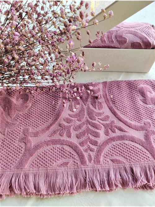 Çeyizlik 50X90Cm. Kadife Doku 3D Kabartmalı Püsküllü El, Yüz Ve Baş Havlusu Özel Hediyelik Kutusunda