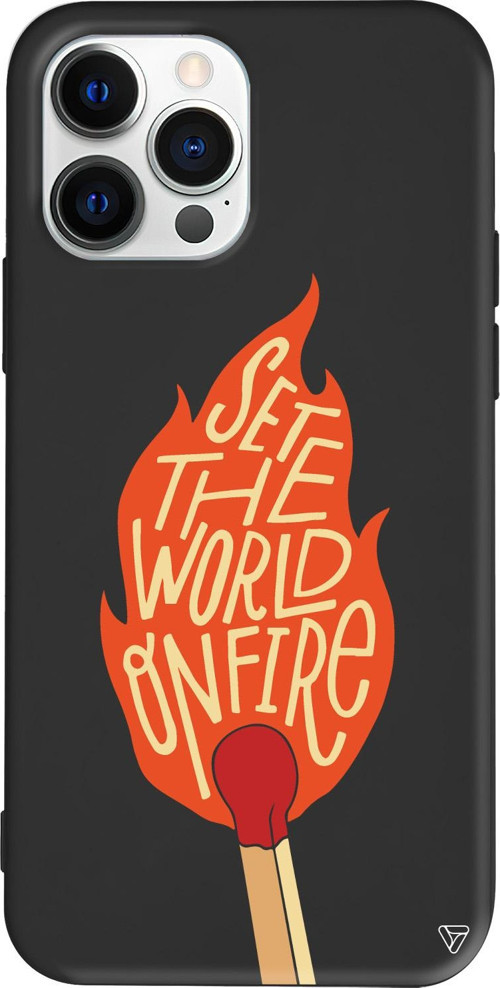 iPhone 15 Pro Uyumlu Siyah Renkli Silikon World on Fire Telefon Kılıfı