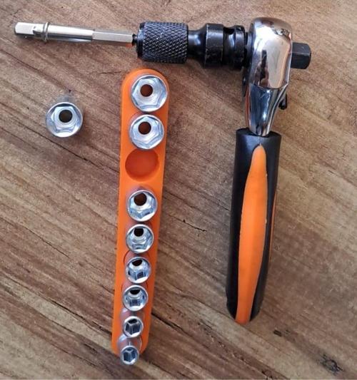 Fonksiyonel 1/2 Ve 3/4 Cırcır Kollu Lokma Seti 12 Parça Lokma Anahtar Takımı Somun Sökme Adaptörlü