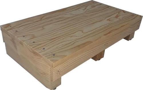 Çocuk Basamağı Üç Tabanlı Doğal Ahşap 7 cm Yükseklikte Üst Yüzeyi 30 cm x 50 cm