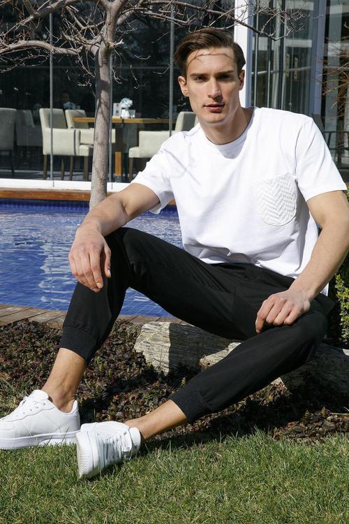 % 100 Pamuk Relaxed Fit Tek Cepli Bisiklet Yaka Erkek T Shirt 5902505 BEYAZ