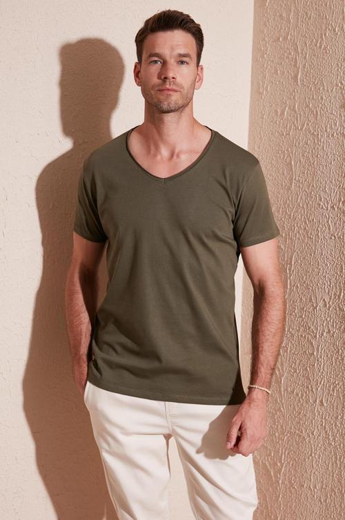 % 100 Pamuk Slim Fit V Yaka Basic Erkek T Shirt 5412001 HAKİ