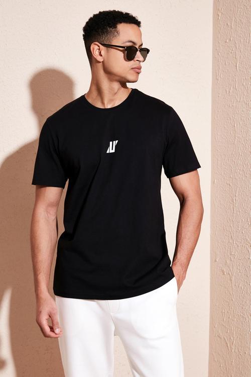 % 100 Pamuk Bisiklet Yaka Regular Fit Erkek T Shirt 5902753 SİYAH