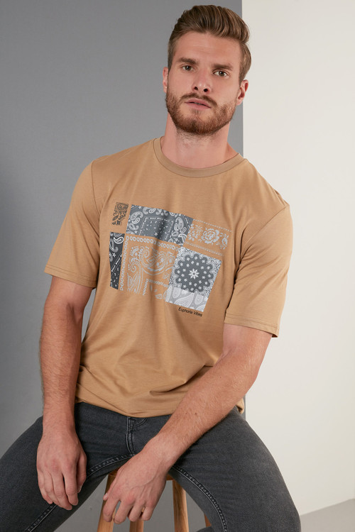 Baskılı Regular Fit Bisiklet Yaka % 100 Pamuk Erkek T Shirt 5727406 VİZON