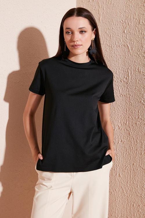 Regular Fit Bisiklet Yaka Bayan T Shirt 5865400 SİYAH