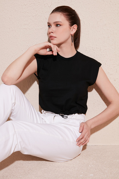 Bisiklet Yaka % 100 Pamuk Crop Bayan T Shirt 5865587 SİYAH