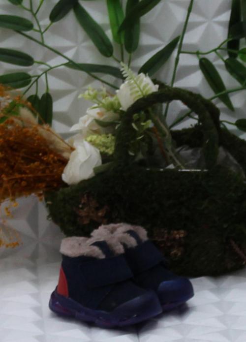 946.B24K.437 Mind Lacivert Işıklı Erkek Çocuk Bot