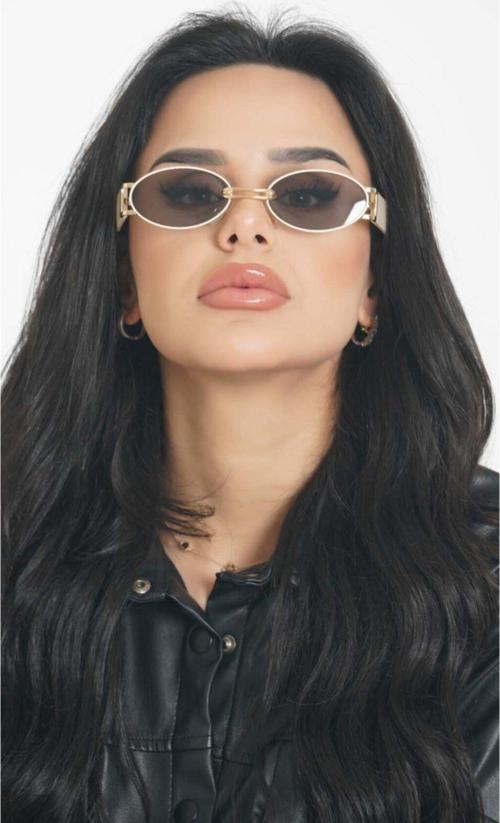 Kadın Güneş Gözlüğü Oval Krem Çerçeve Siyah Cam