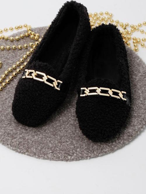 Peluş Tüylü Zincirli Kadın Ev Ayakkabısı Babet