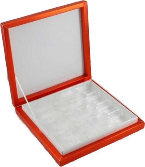 Karton Çikolata Kutusu 9 lu Separatörlü 18X19 CM  Kırmızı