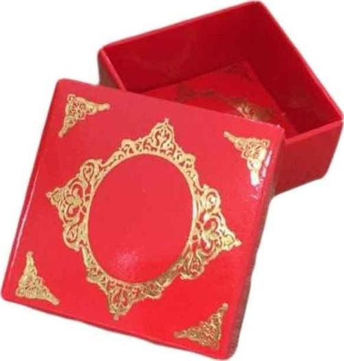 Komple Karton Kutu Saray Desen Gold Yaldız 4X4X2 CM (50 Adet)  Kırmızı