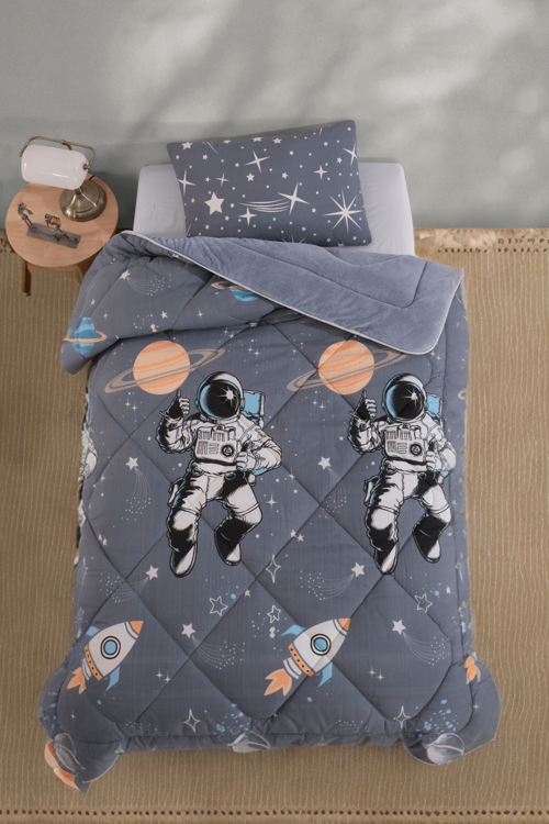 Astronot Desenli Tek Kişilik Çift Taraflı Wellsoft Yorgan ve Yastık Kılıfı Seti (Çarşafsız)
