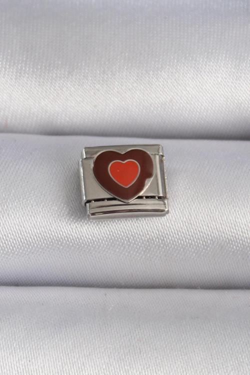 Gümüş Renk Kahverengi Kalp İşlemeli Nomination Charm - EBJ241109W28993