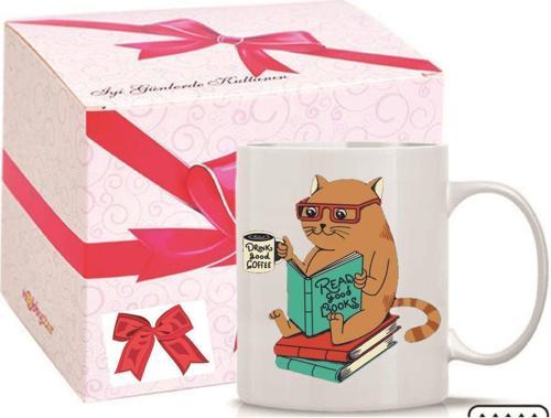 Kişiye Özel Kitap Okuyan Kedi Kalp Kulplu Özel Süblimasyon Baskılı Porselen Kupa Bardak Düz Kulp