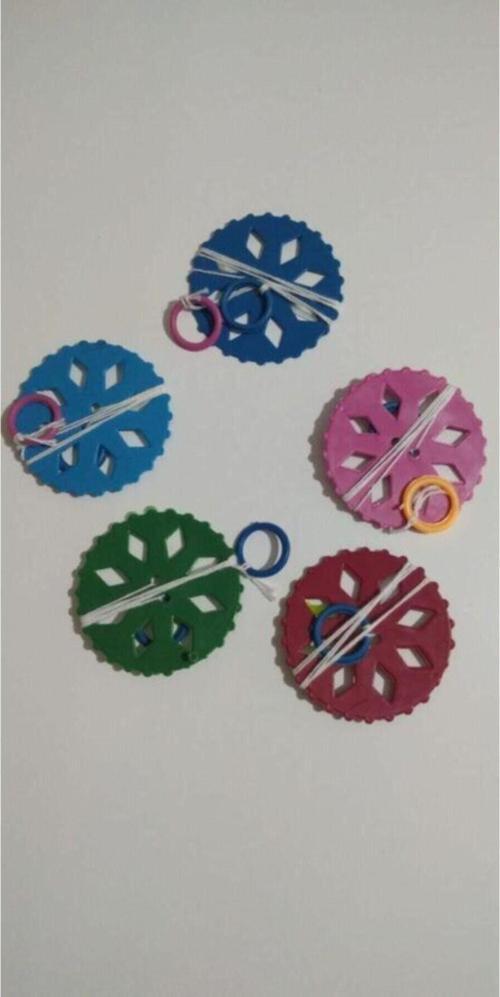Nostaljik Ipli Fırfır Oyuncak 5 Adet - 80'Ler 90'Lar Ipli Fırfır 5 Adet