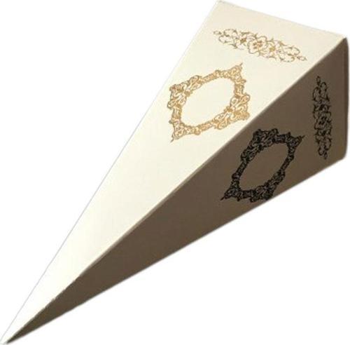 Karton Şeker Külahı Lüx Gold Yaldızlı Saray Desenli (25 Adet)  Krem