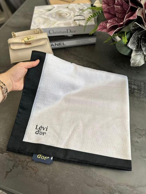 Levidor Monogram Şal