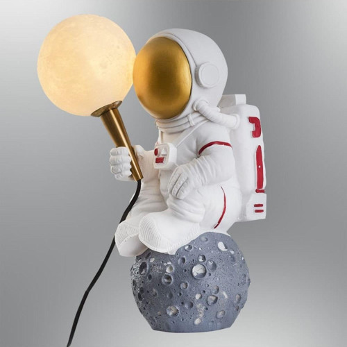 2050-1 Astronot Masa Lambası