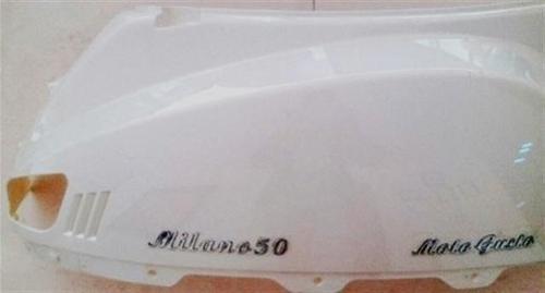 Sele Yan Kapak Sağ Beyaz Moto Gusto Mılano 50