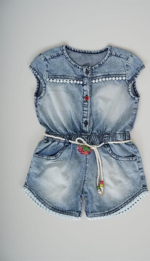 KIZ BEBEK ÇİÇEKLİ İP BAĞLAMALI KOT ŞORT TULUM