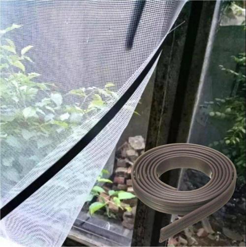 Yapışkanlı Şerit Mıknatıs Magnet Kes Kullan Güçlü Sağlam Rulo Çıkarılması Kolay Siyah 2Cm X 1 Mt
