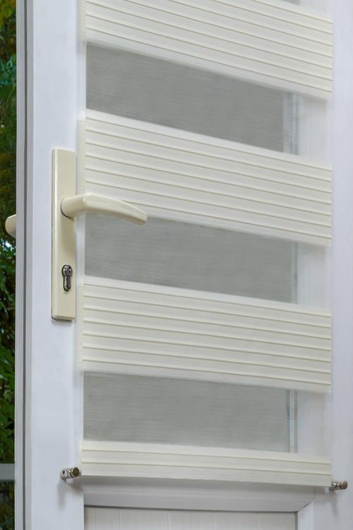 Ekru Açık Krem Kapı Ve Pencere Üstü Metal Rustikli Venti Plise Zebra Perde 2609