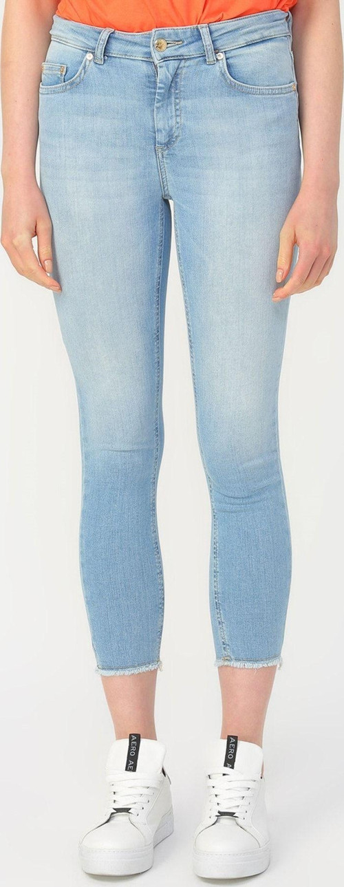 Kadın Mavi Bilekte Paça Detaylı Açık Mavi Jean 15164319 Onlblush