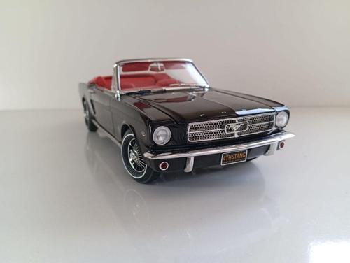 1:18 1964 Ford Must Convertible Metal Araba