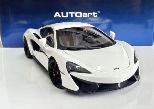 1:18 Mc Laren 570 S White