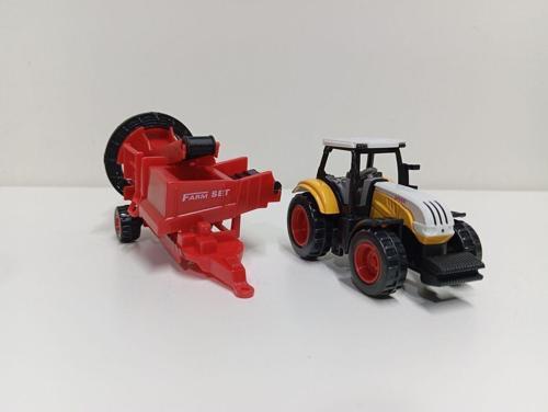 1:72 Tarım Makinesi Traktör