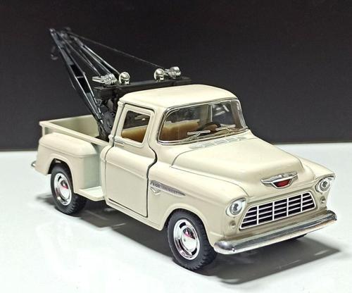 55 Chevy Pick-Up Çekici 1:32