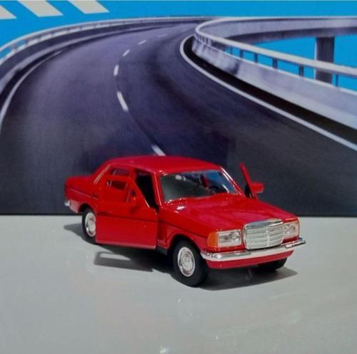 1:36 Mercedes Benz W123 Kırmızı