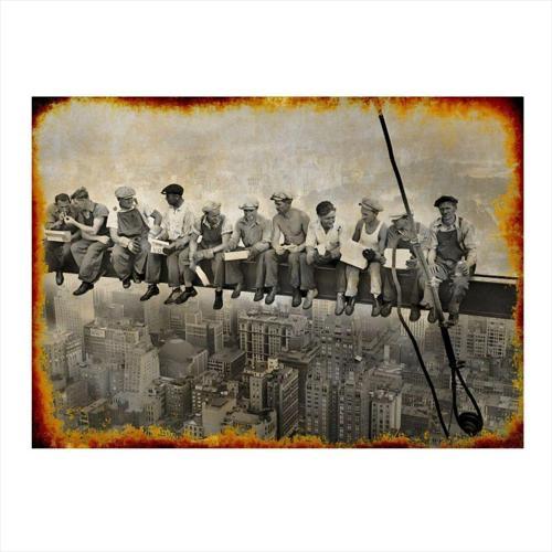 New York'Ta İşçiler Desenli Ahşap Tablo 35Cm X50Cm